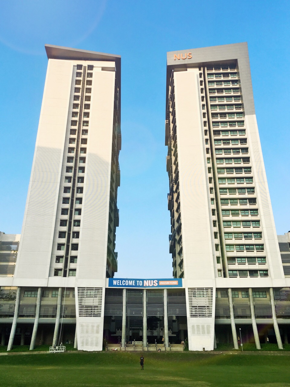 新加坡國(guó)立大學(xué)讀研費(fèi)用多少錢(qián)_瓦赫寧根大學(xué)讀研費(fèi)用_新加坡讀研留學(xué)條件和費(fèi)用