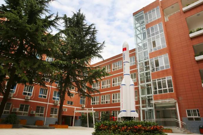 長沙教育網誰創辦了長沙師范_長沙師范學校分數線_懷化芷江師范分數方面需要多少