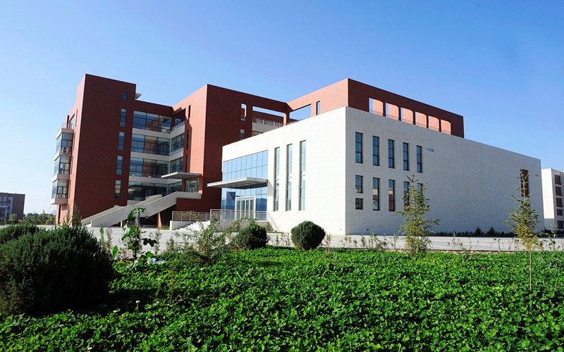 內蒙古北方職業技術學院_河源技術職業技師學院_河北北方學院演藝學院怎么樣