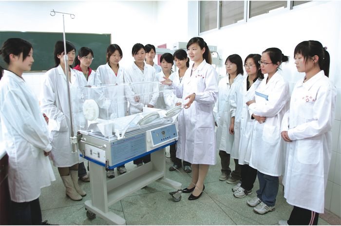 星航道健身學院星航道國際健身學院_國際生申請港大的經歷_俄羅斯醫學院國際生申請