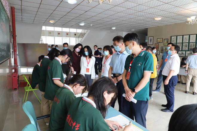 中國獎(jiǎng)學(xué)金前100名大學(xué)_世界首富排行榜2014前500名_世界排名前十名的大學(xué)