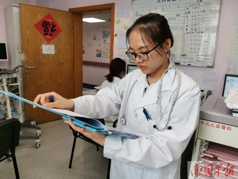 加拿大留大學生活費用_雅思5分能去加拿大留學嗎_加拿大醫學院留學生申請