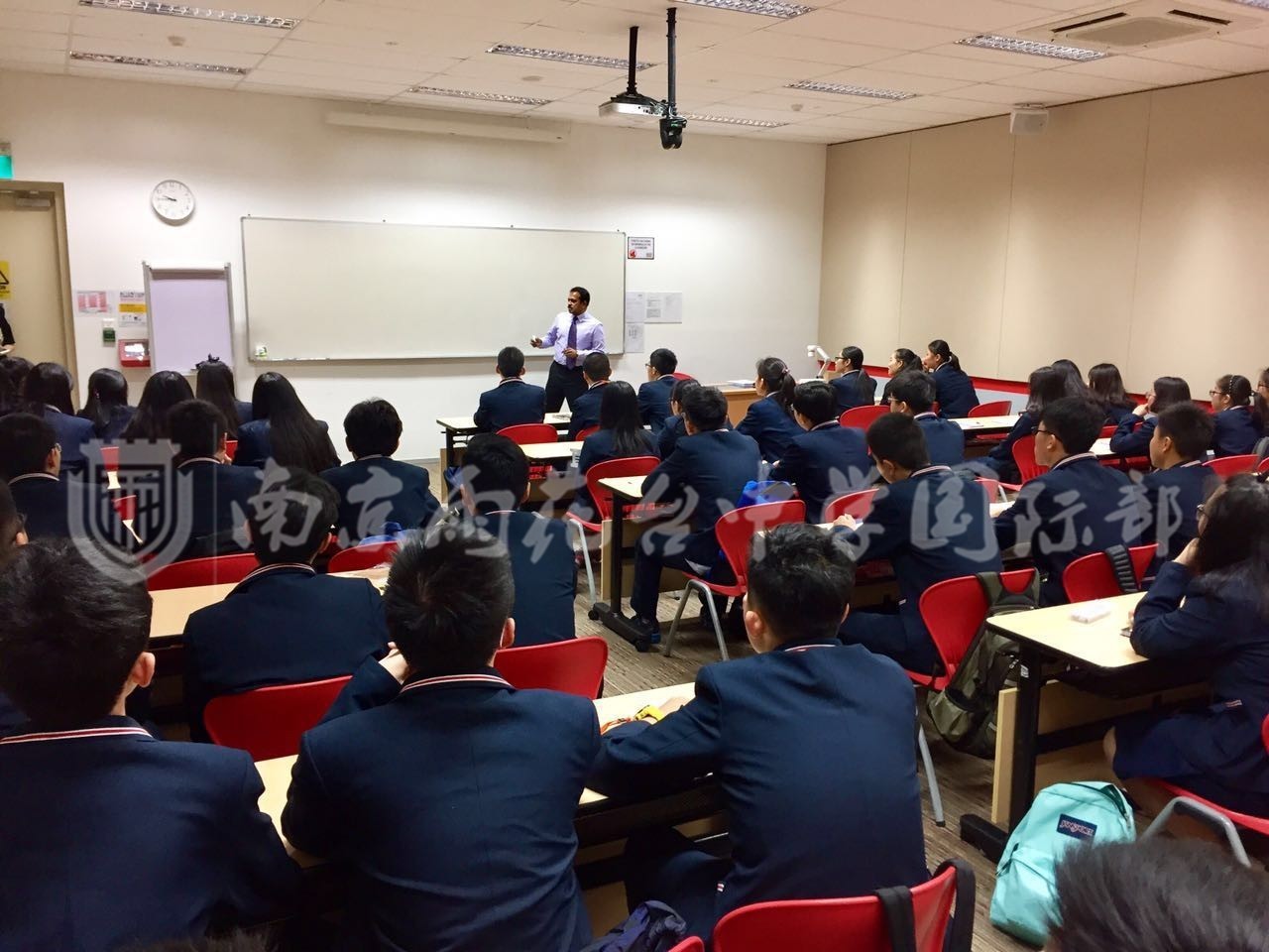 香港科技大學研究生申請要求及專業介紹_新加坡留學網絡專業申請要求_澳大利亞法學院校專業申請要求