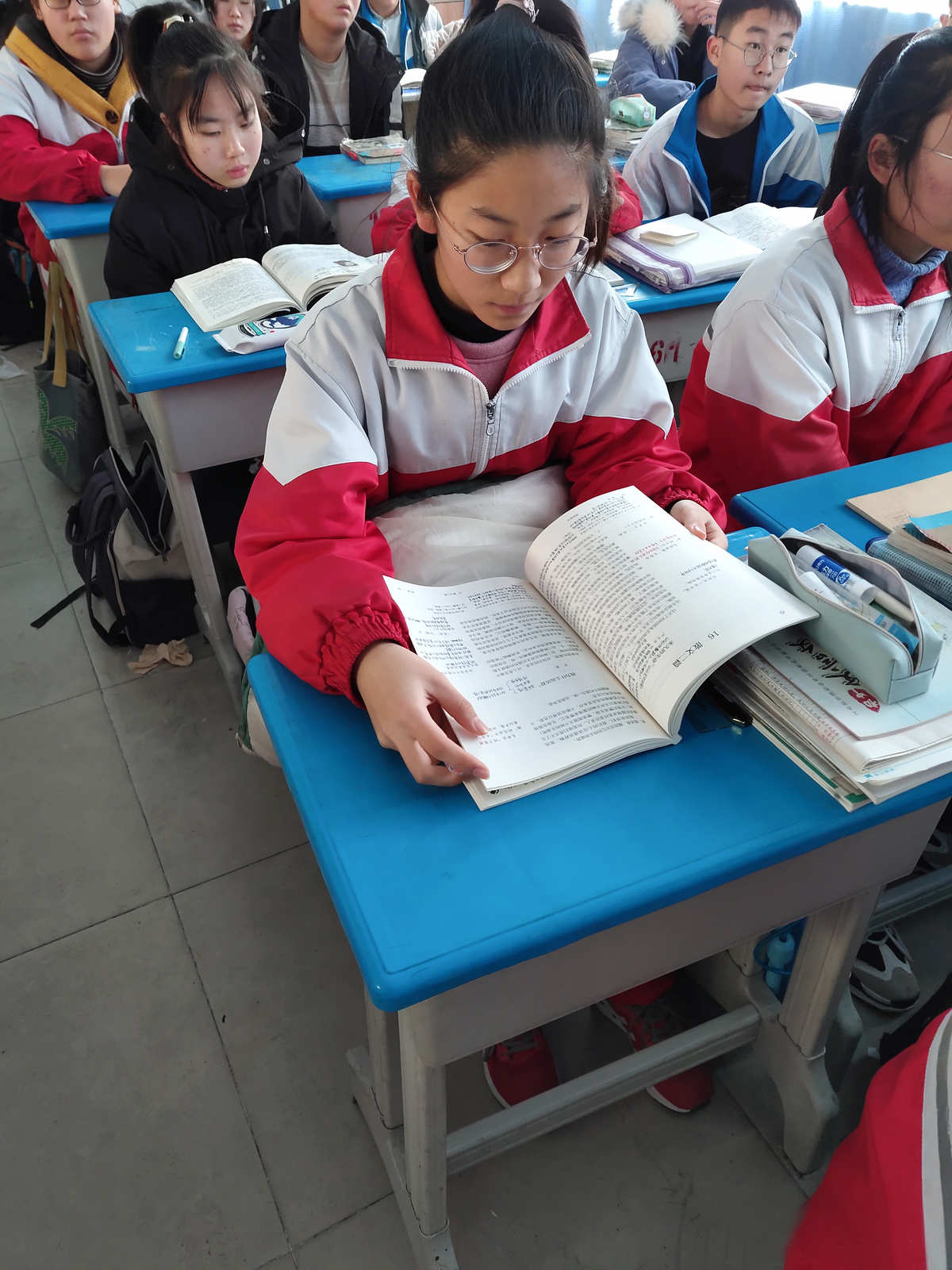 浦東嘉里中心美食中心_浦東新區第二中心小學_鼓山新區小學 象園小學