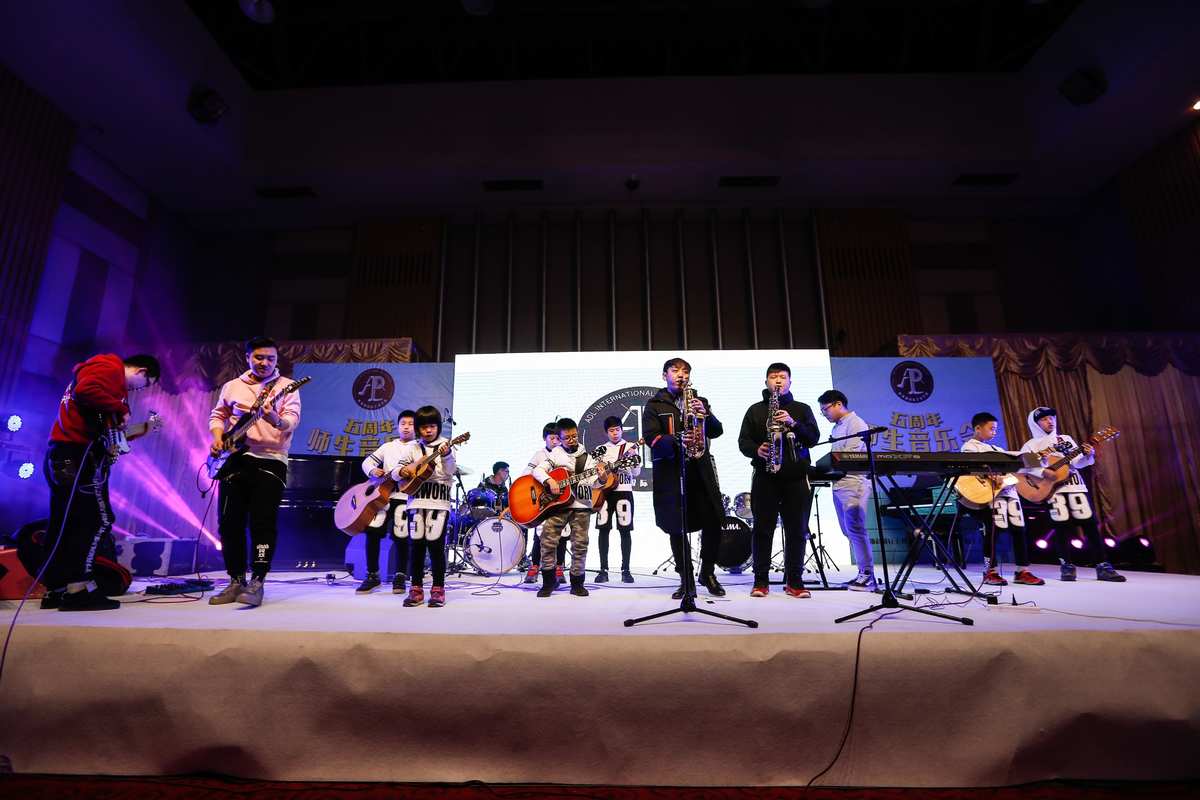 美國新澤西學(xué)院排名_美國音樂學(xué)院排名_美國伯克利學(xué)院排名