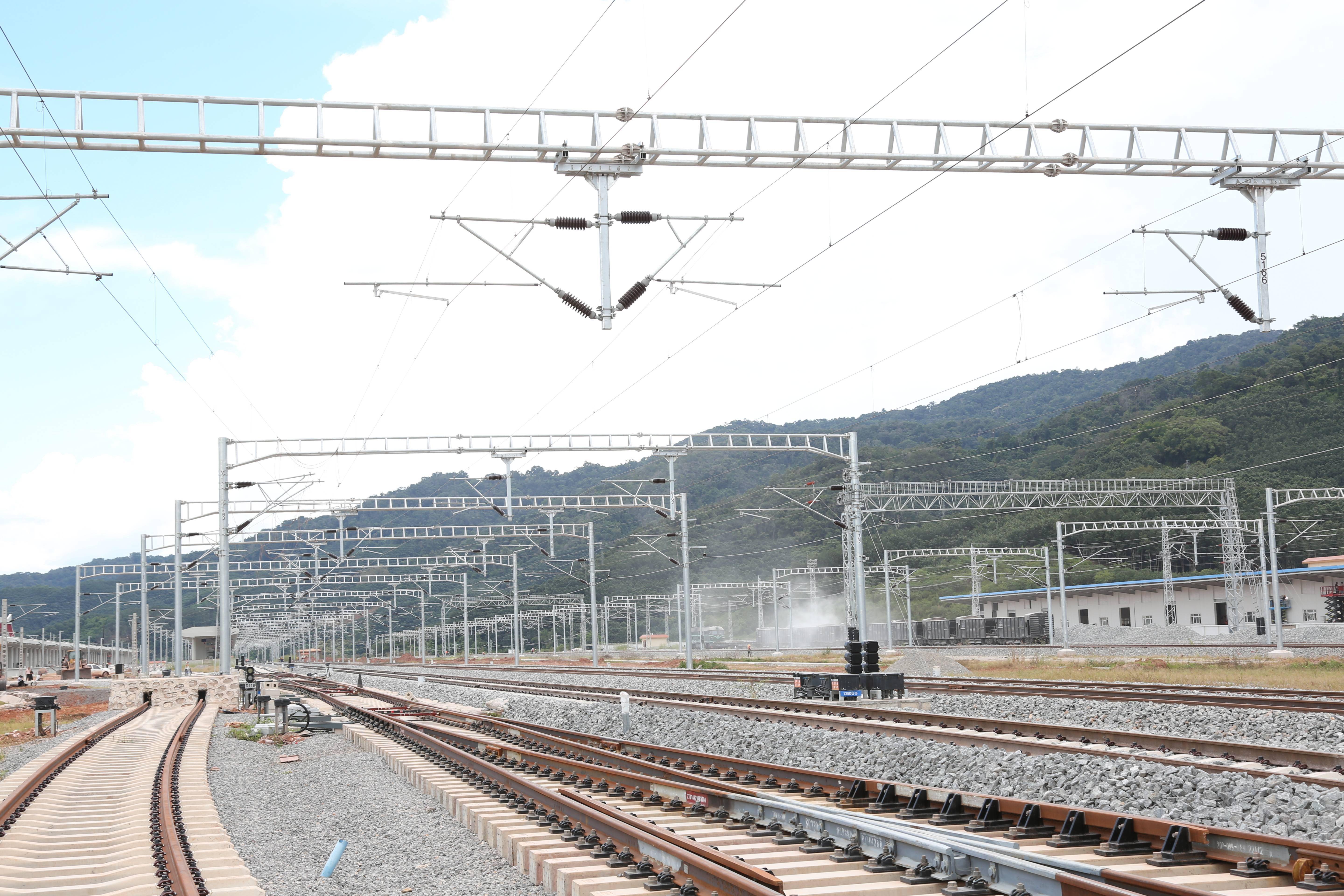 衡水電氣化鐵路學(xué)校_河北省衡水市電氣化學(xué)校_衡水電氣化學(xué)校