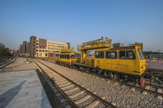 衡水電氣化鐵路學(xué)校_衡水電氣化學(xué)校_河北省衡水市電氣化學(xué)校