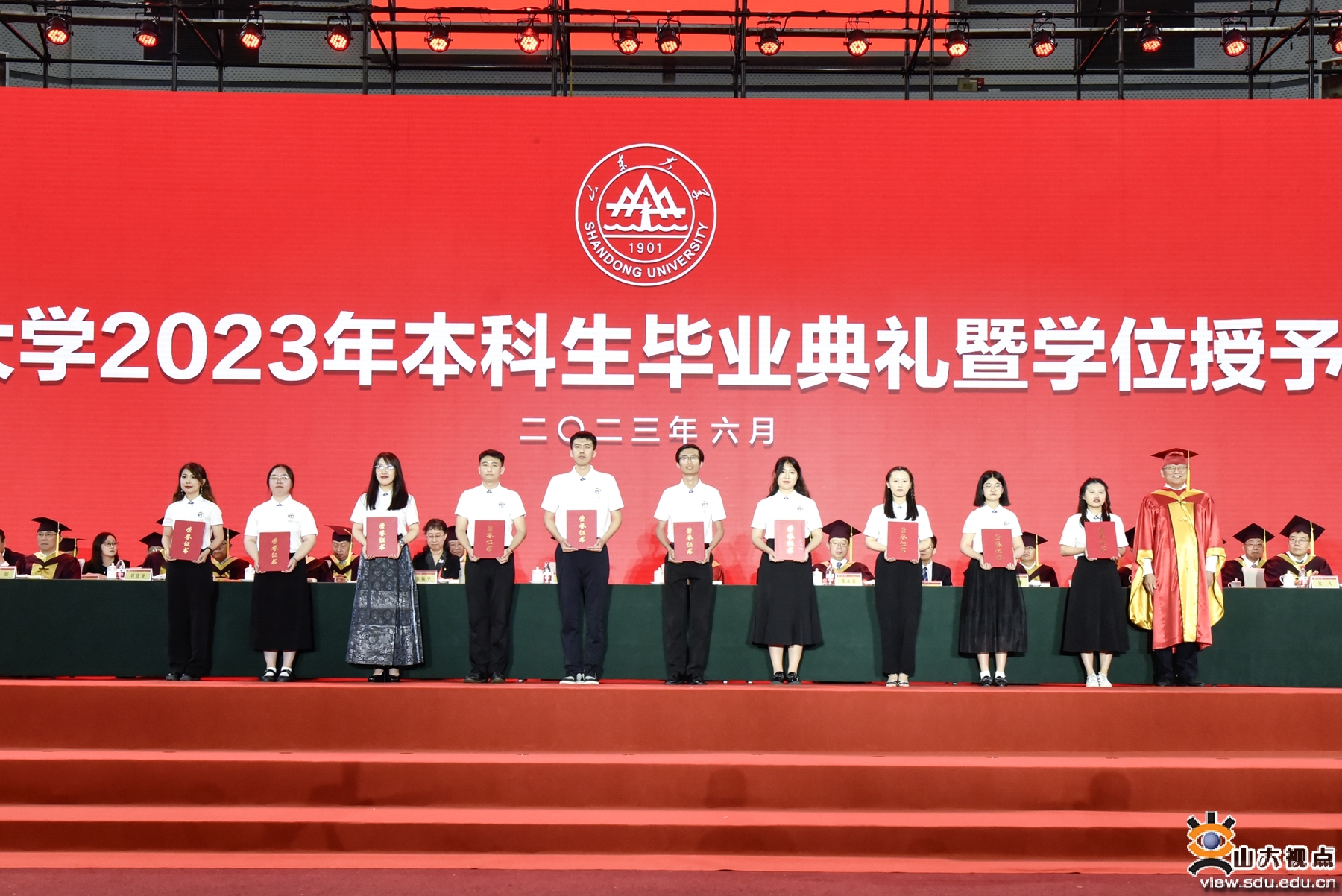中國(guó)醫(yī)學(xué)類(lèi)大學(xué)錄取分?jǐn)?shù)線(xiàn)_國(guó)內(nèi)醫(yī)學(xué)院分?jǐn)?shù)線(xiàn)_中國(guó)醫(yī)科大學(xué)分?jǐn)?shù)線(xiàn)