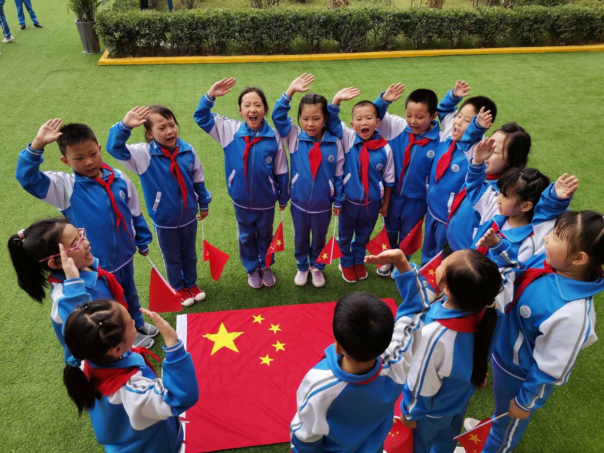 國(guó)旗敬禮文明網(wǎng)寄語(yǔ)_國(guó)旗敬禮2021_文明網(wǎng)向國(guó)旗敬禮