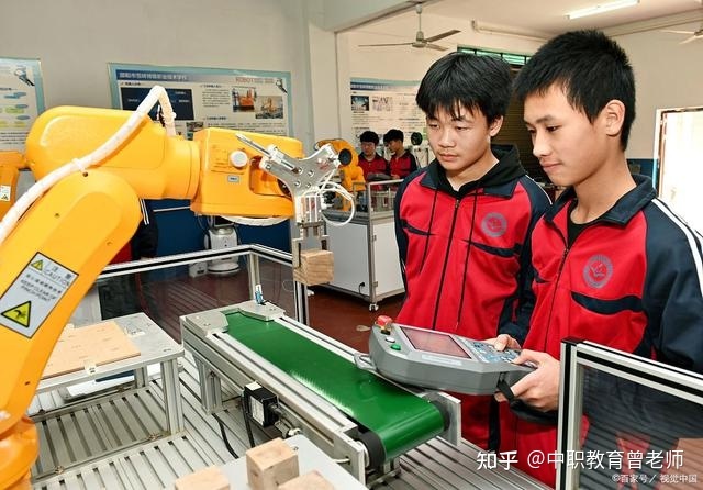 石河子職業技術學校_石河子職業技術學校_石河子職業技術學校