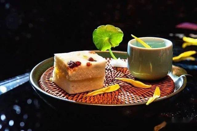 重陽(yáng)節(jié)吃重陽(yáng)糕飲什么酒_重陽(yáng)節(jié)吃糕有什么吉祥之意_重陽(yáng)吃糕寓意很好