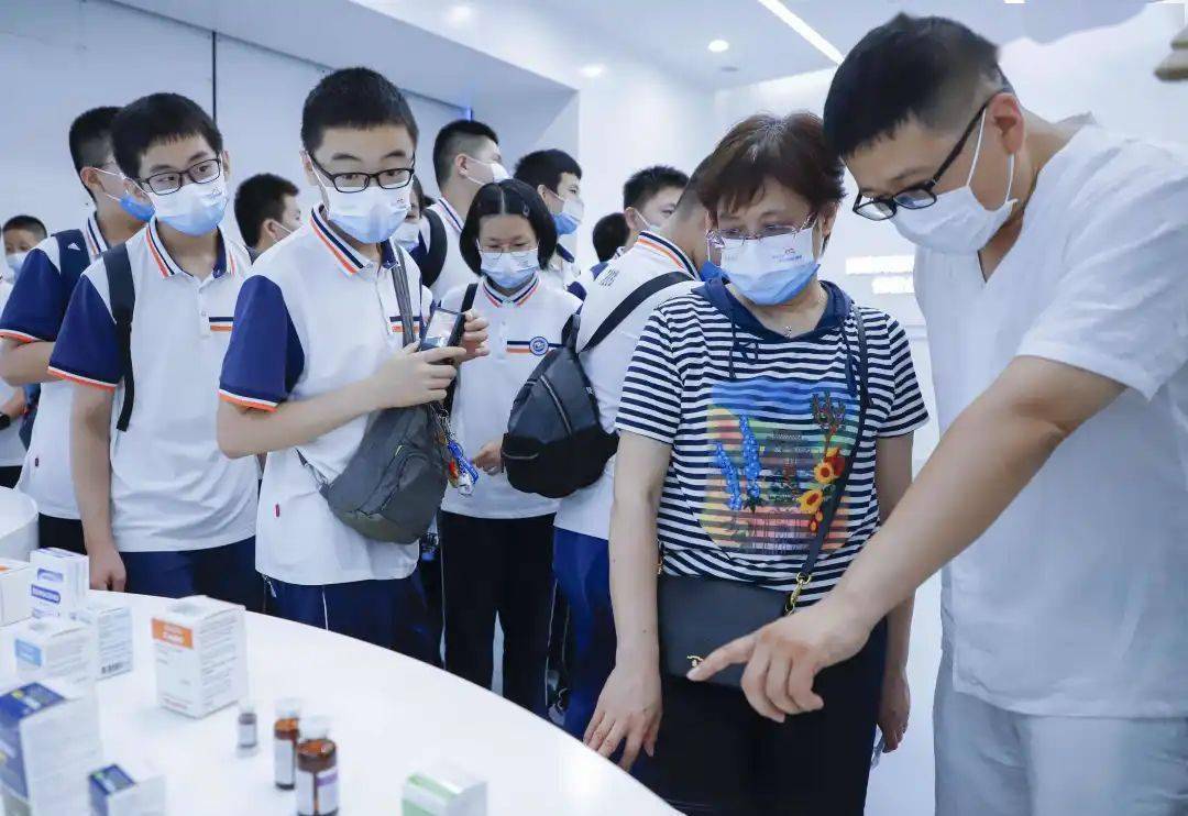 武漢設(shè)計學(xué)校_武漢設(shè)計類學(xué)校_武漢學(xué)校設(shè)計公司