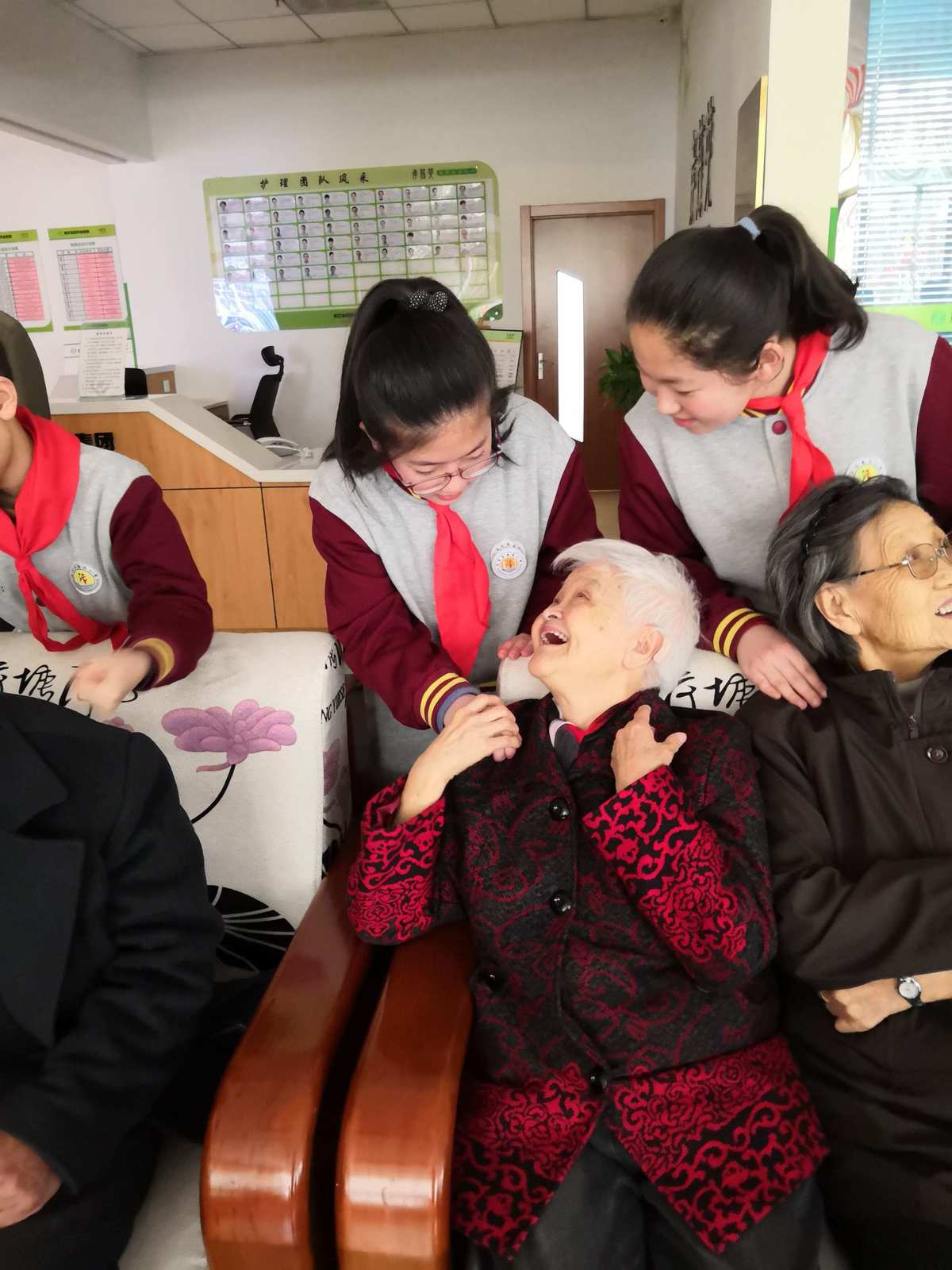 小學生學雷鋒作文_小學生學雷鋒作文_小學生學雷鋒作文