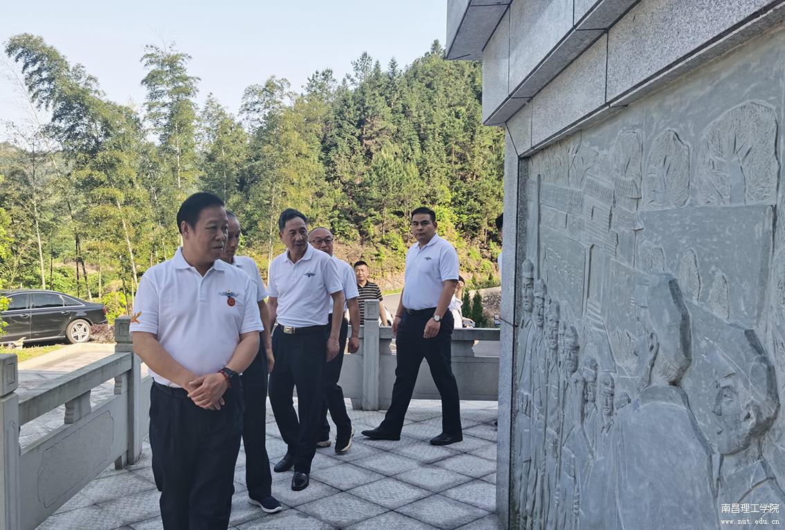 唐山車軸山高中學(xué)費(fèi)_唐山一中好還是車軸山好_唐山車軸山中學(xué)