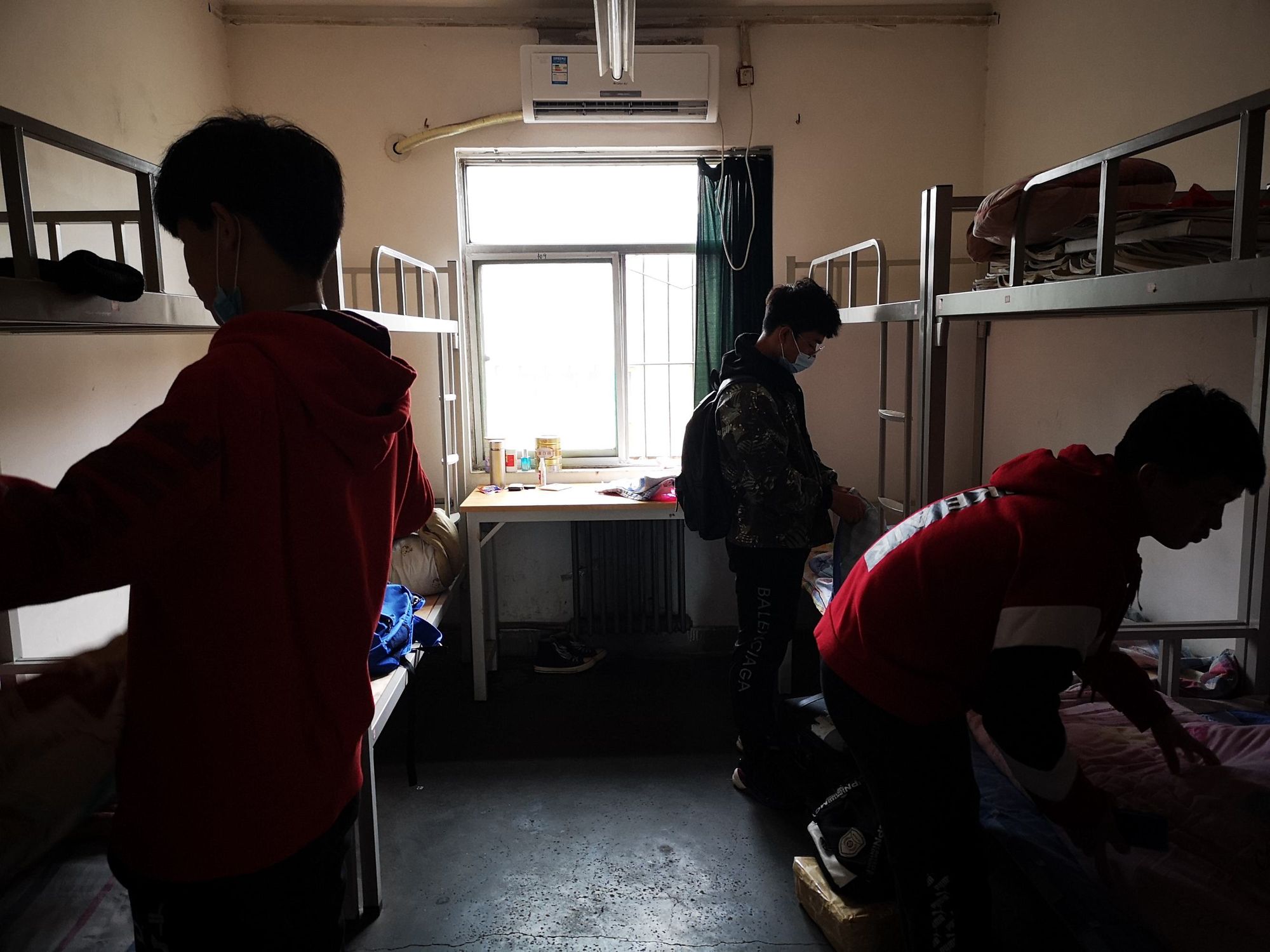 英國低齡留學費用_英國低齡留學的利與弊_英國低齡留學