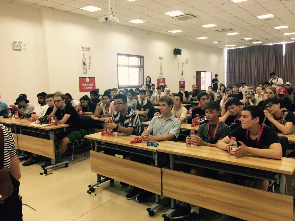 法國公立大學(xué)排名_公立排名法國大學(xué)前十_法國公立大學(xué)排名100