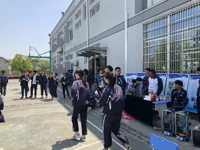 浙江諸暨技師學院官網(wǎng)_浙江諸暨技師學校管理嚴格嗎_浙江諸暨技師學院