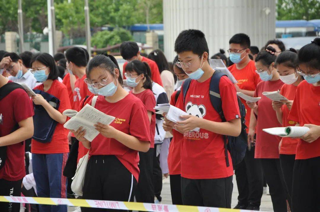 多地直擊高考首日_直擊高考地理_高考直擊現(xiàn)場