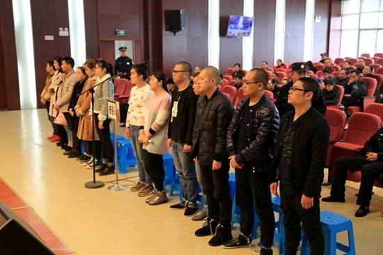 墜亡姐弟生父幾乎沒(méi)管過(guò)孩子_死刑！重慶姐弟墜亡案二審維持原判_姐弟墜亡審判結(jié)果