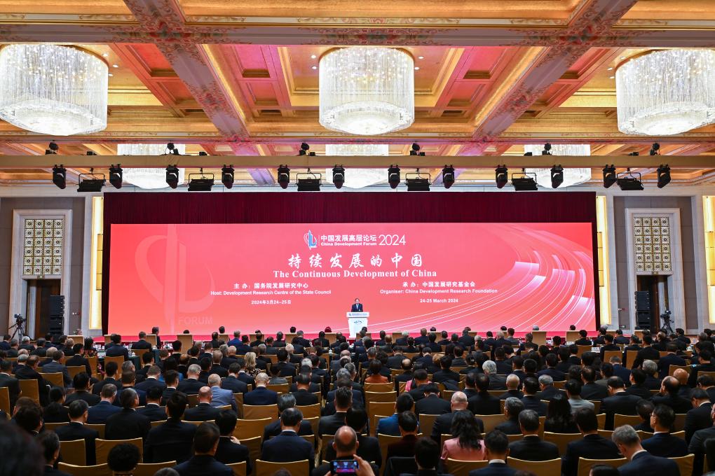 關(guān)于烏魯木齊封城的消息_烏魯木齊又要封城是真的嗎_烏魯木齊辟謠再封三個(gè)月