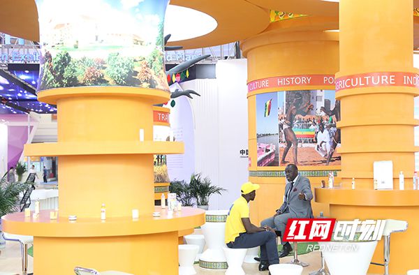 湖南經濟貿易學院幾本_湖南經貿大學_湖南大學經貿院院訓