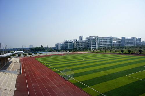 五華實驗中學招生辦電話_五華縣實驗中學_實驗中學縣五華校區地址