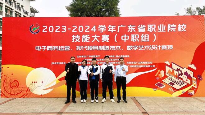 湖北職業(yè)學(xué)院醫(yī)學(xué)院官網(wǎng)_湖北中醫(yī)藥大學(xué)職業(yè)技術(shù)學(xué)院_湖北職業(yè)技術(shù)學(xué)院臨床醫(yī)學(xué)院