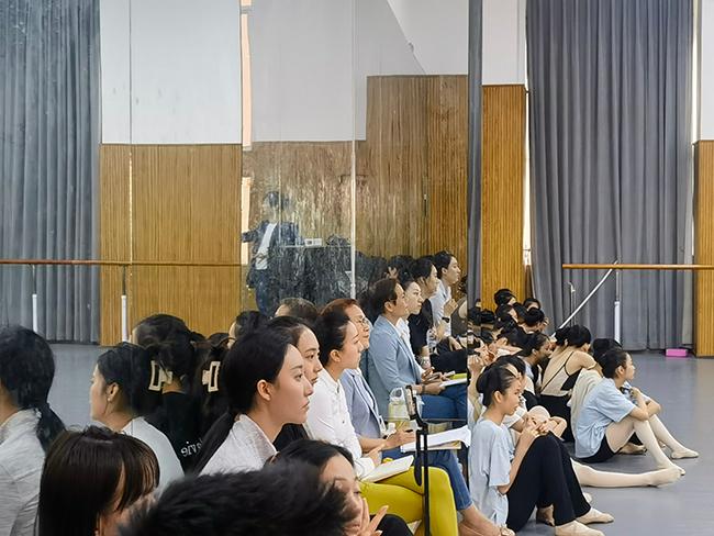 舞蹈培訓班開課文案_舞蹈培訓班開場白_想開個舞蹈培訓班