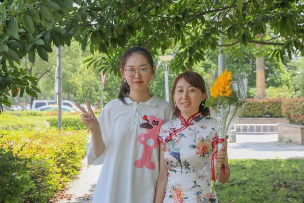 高考可以穿比基尼嗎_高考可以穿比基尼去考試嗎_高考穿比基尼的寓意