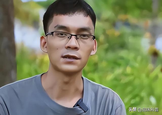 宋亞軒高考成績2022分數(shù)多少_宋亞軒中考分數(shù)線_高考特輯中宋亞軒叫什么名字