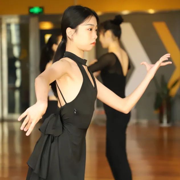 特長(zhǎng)高考舞蹈生加分嗎_高考特長(zhǎng)生舞蹈_特長(zhǎng)高考舞蹈生加多少分