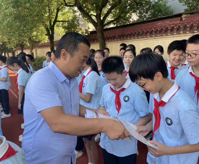 諸暨海亮外國語學校_諸暨海亮外國語中學_諸暨海亮外國語學院