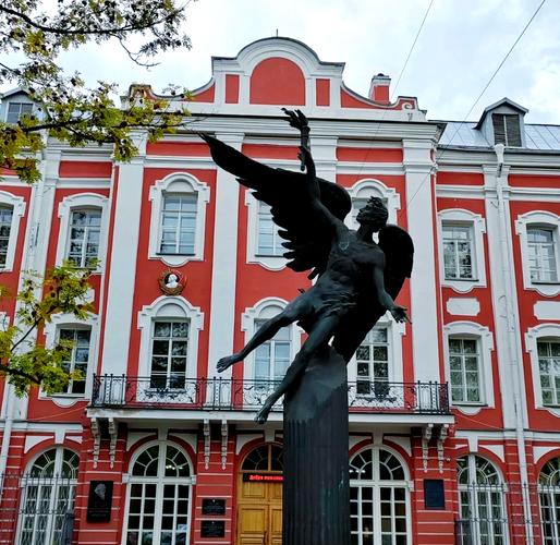 圣彼得堡國(guó)立大學(xué)_圣彼得堡國(guó)立大學(xué)簡(jiǎn)介_圣彼得堡國(guó)立大學(xué)排名