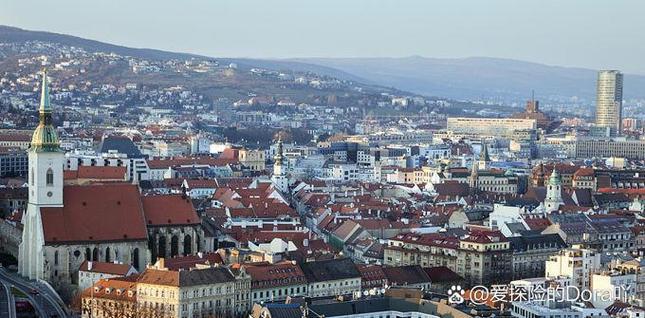 布拉迪斯拉發多瑙河風光_斯洛伐克旅游攻略_斯洛伐克英文