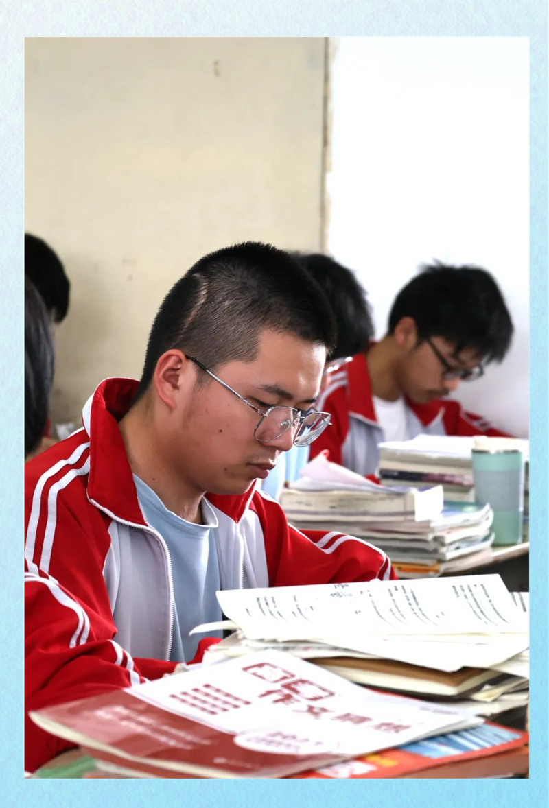 腦癱少年超二本線_安徽輪椅少年高考成績_霍邱輪椅少年勵志故事