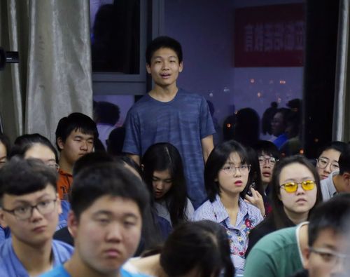 布里斯托大學(xué)英國排名_培諾學(xué)子收到布里斯托大學(xué)錄取通知書人數(shù)統(tǒng)計(jì)_布里斯托大學(xué)Andrew Harrison教授培諾教育宣講會