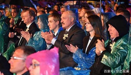 白俄羅斯小王子尼古拉身邊神秘女子 阿莉娜-羅斯卡奇 盧卡申科女兒人選美大賽_白俄羅斯小姐