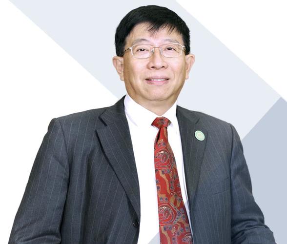 包玉剛實驗學校_包玉剛實驗學校吳子健 研究學生教育理念_吳子健 校長 雙語教育 理念