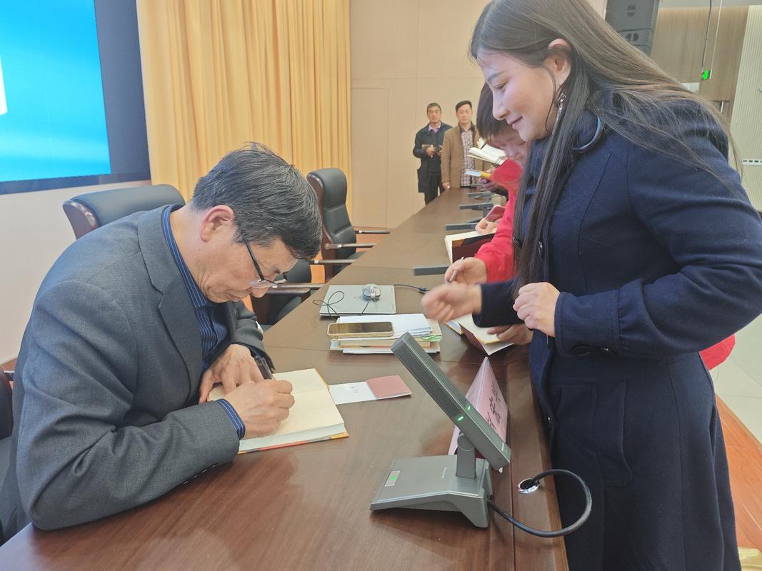 手機攝影技巧_手機拍大片教程_新出的手機