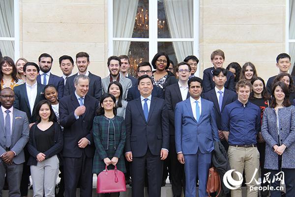 巴黎政治學院_中國駐法使館 巴黎政治學院學生走進使館活動 孟德斯鳩公館