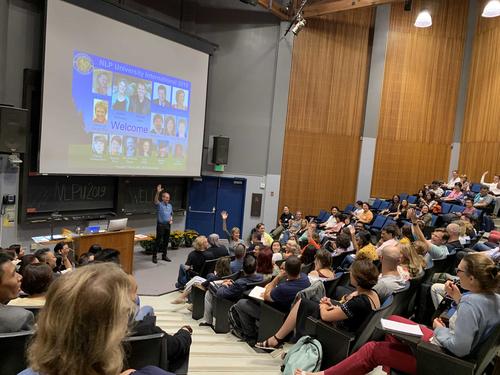 哈佛官網_哈佛新生研討課_哈佛大學中美學生領袖峰會