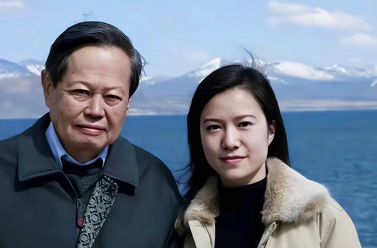 楊振寧翁帆兒子_楊振寧兒子_楊振寧翁帆婚姻故事
