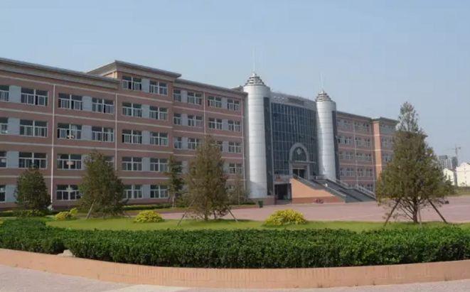 唐山市第一中學官網_河北省唐山市曹妃甸區(qū)第一中學 華中師范大學 招生宣傳