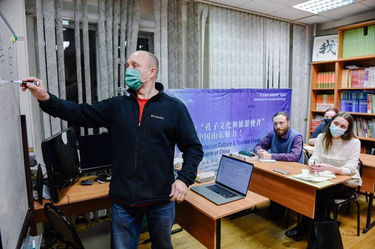 孔子學(xué)院組織結(jié)構(gòu)_孔子學(xué)院非營利性機(jī)構(gòu)_歌德學(xué)院