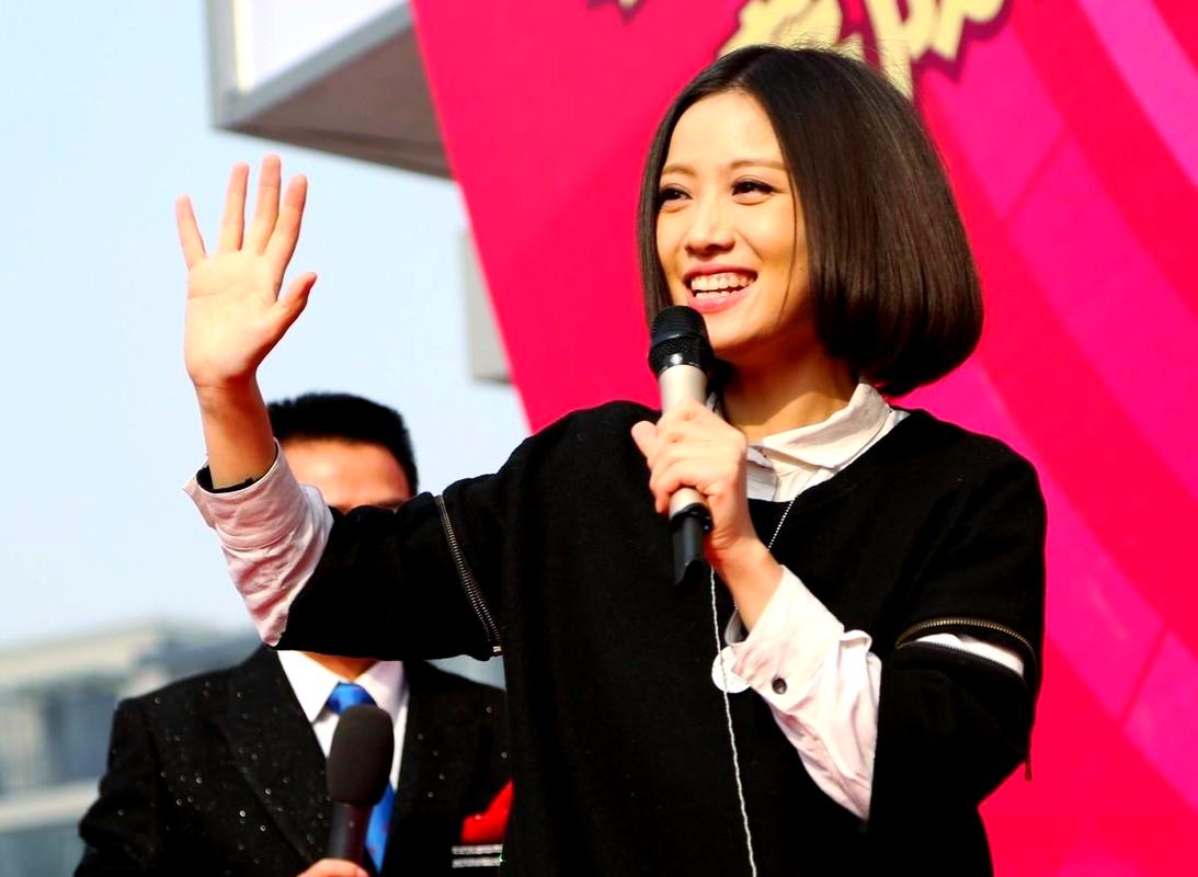 華語(yǔ)音樂(lè)學(xué)院唱功對(duì)比伯克利音樂(lè)學(xué)院唱功_華語(yǔ)音樂(lè)科班生唱功分析_伯克利音樂(lè)學(xué)院官網(wǎng)